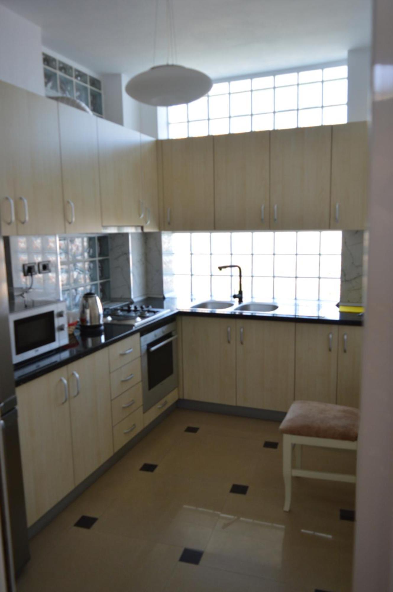 Noor Apartments Тирана Екстериор снимка